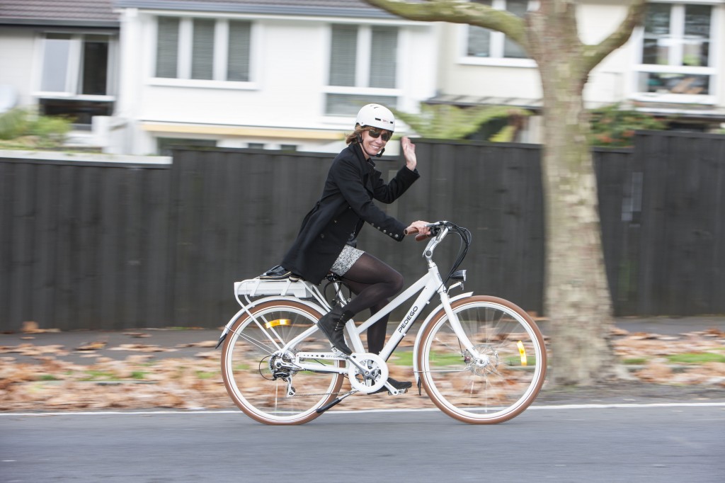 Z električnim kolesom v službo – 10 razlogov zakaj je električno kolo najboljša izbira za vožnjo v službo